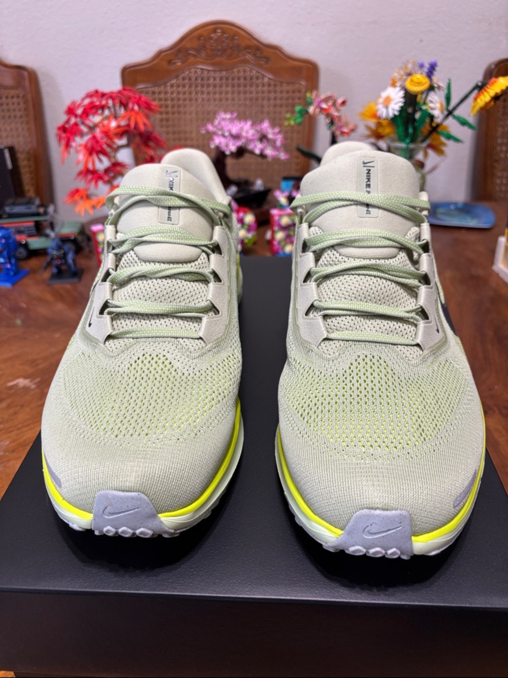 Nike Pegasus 41 Men’s Sneakers in Sage Green with Neon Yellow Trim